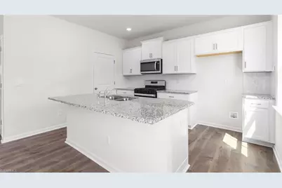 104 Lauder Trace, Jamestown, NC 27282 - Photo 8