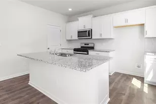 104 Lauder Trace, Jamestown, NC 27282 - Photo 8