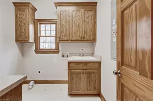 637 Anns Ct, Asheboro, NC 27205 - Photo 16