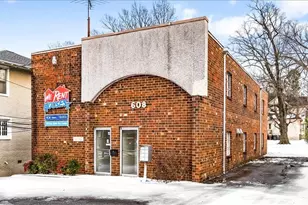 608 Summit Ave, Greensboro, NC 27405 - Photo 2