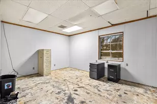 608 Summit Ave, Greensboro, NC 27405 - Photo 34