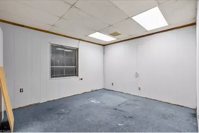 608 Summit Avenue, Greensboro, NC 27405 - Photo 32