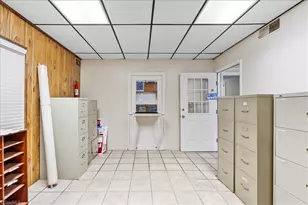 608 Summit Ave, Greensboro, NC 27405 - Photo 4