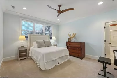 304 Pennsylvania Avenue, Winston-Salem, NC 27104 - Photo 38