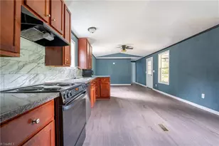 157 Cedar Point Dr, Mount Airy, NC 27030 - Photo 8