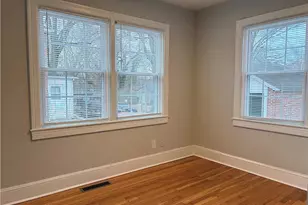 323 S Hamilton St, Eden, NC 27288 - Photo 6