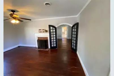 805 Wilson Street, Reidsville, NC 27320 - Photo 2