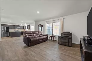 4734 Black Frst Dr, Greensboro, NC 27405 - Photo 16