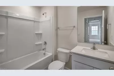 1534 Hamilton Hills Drive, Greensboro, NC 27406 - Photo 26