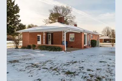 812 Springwood Avenue, Gibsonville, NC 27249 - Photo 28