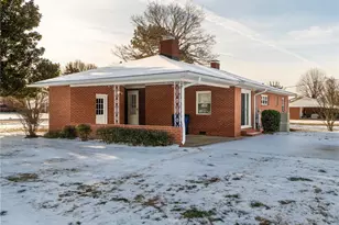 812 Springwood Ave, Gibsonville, NC 27249 - Photo 28