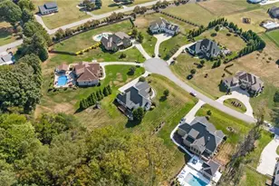 8305 Cavelletti Ct, Summerfield, NC 27358 - Photo 4