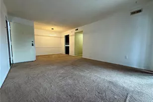 1740 N Hamilton St, High Point, NC 27262 - Photo 4