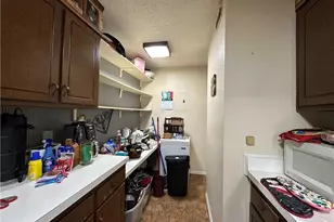 1740 N Hamilton St, High Point, NC 27262 - Photo 8