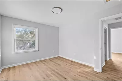 301 Lindbergh Street, Winston-Salem, NC 27104 - Photo 18