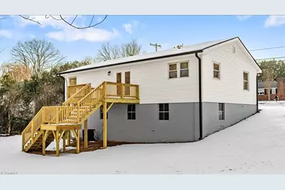 301 Lindbergh Street, Winston-Salem, NC 27104 - Photo 32