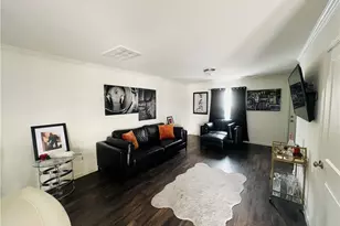 5026 Apsley Dr, McLeansville, NC 27301 - Photo 2