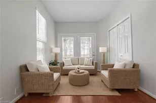 1004 Gretchen Ln, Greensboro, NC 27410 - Photo 14