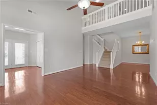 1004 Gretchen Ln, Greensboro, NC 27410 - Photo 12