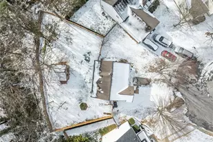 3800 Thornaby Cir, Winston-Salem, NC 27107 - Photo 4