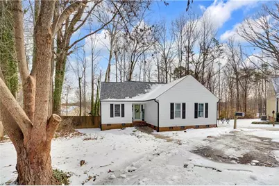 966 Chatfield Drive, Jamestown, NC 27282 - Photo 2