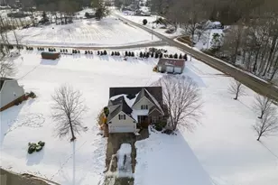 126 Crystal Ridge Dr, Lexington, NC 27295 - Photo 2