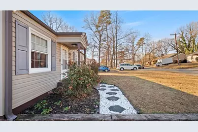 2007 Lynette Drive, Greensboro, NC 27403 - Photo 12