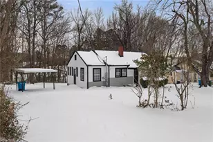 398 Salisbury Street E, Denton, NC 27239 - Photo 4