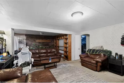 612 School Street, Walnut Cove, NC 27052 - Photo 4