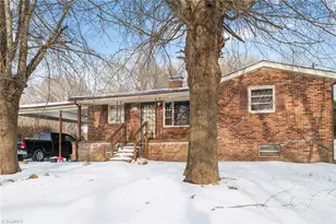 612 School St, Walnut Cove, NC 27052 - Photo 1