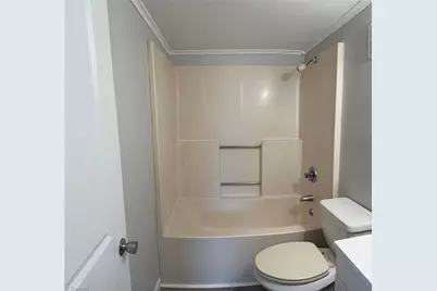 108 Broad Street, Thomasville, NC 27360 - Photo 6