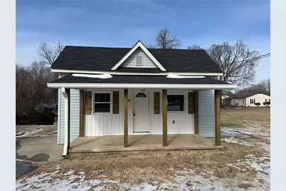 108 Broad Street, Thomasville, NC 27360 - Photo 1