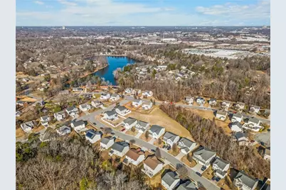 805 Forest Crest Drive, Greensboro, NC 27406 - Photo 22