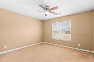 805 Forest Crest Dr, Greensboro, NC 27406 - Photo 18