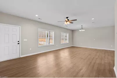 576 Twain Drive, Asheboro, NC 27203 - Photo 4