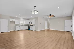 576 Twain Dr, Asheboro, NC 27203 - Photo 6