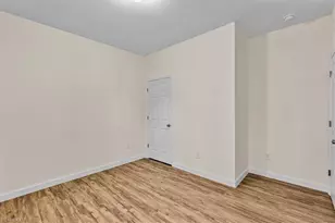 490 W Dameron Ave, Liberty, NC 27298 - Photo 28