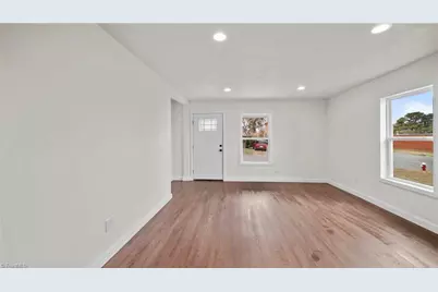 1603 Connor Place, High Point, NC 27260 - Photo 4