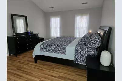 3405 Peninsula Drive, Jamestown, NC 27282 - Photo 22