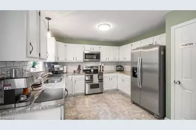 970 Winterside Lane, Winston-Salem, NC 27107 - Photo 4