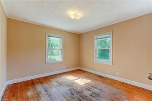 3109 Vance Street Extension, Reidsville, NC 27320 - Photo 18