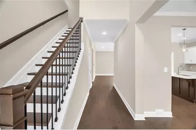 811 Gibb Street, Winston-Salem, NC 27106 - Photo 4