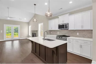 811 Gibb Street, Winston-Salem, NC 27106 - Photo 8