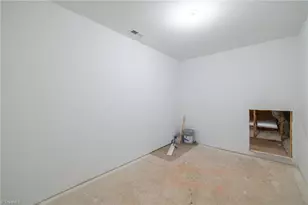 1715 Creekline Dr, Kernersville, NC 27284 - Photo 28