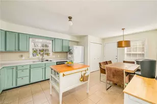 1321 Waybridge Ln, Winston-Salem, NC 27103 - Photo 12