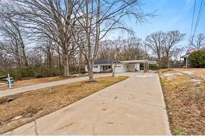 243 Hawthorne Drive, Asheboro, NC 27205 - Photo 4