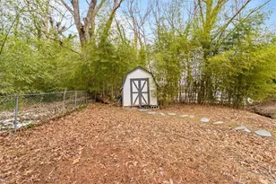 243 Hawthorne Dr, Asheboro, NC 27205 - Photo 8