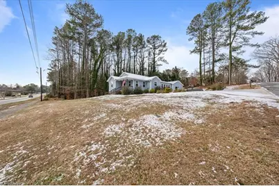 707 Lakewood Drive, Siler City, NC 27344 - Photo 10