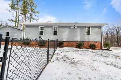 707 Lakewood Drive, Siler City, NC 27344 - Photo 6