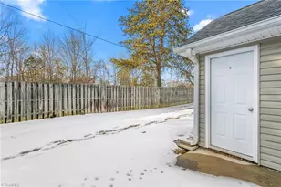 1210 St Regis Dr, Burlington, NC 27217 - Photo 20